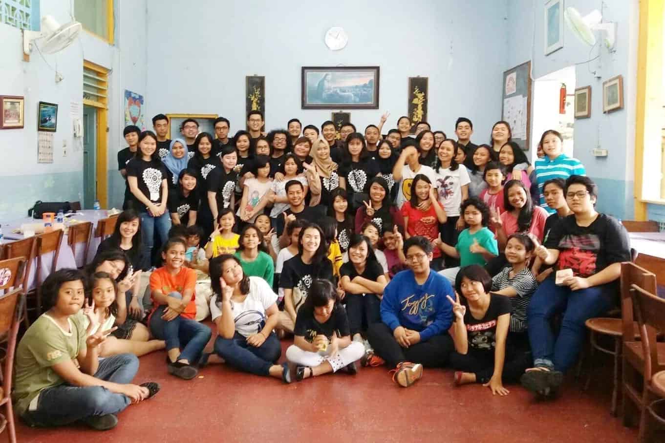 Tim Talenta bersama Anak-anak Panti Asuhan Dorkas