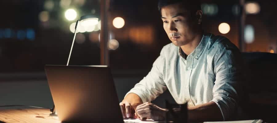 lembur karyawan