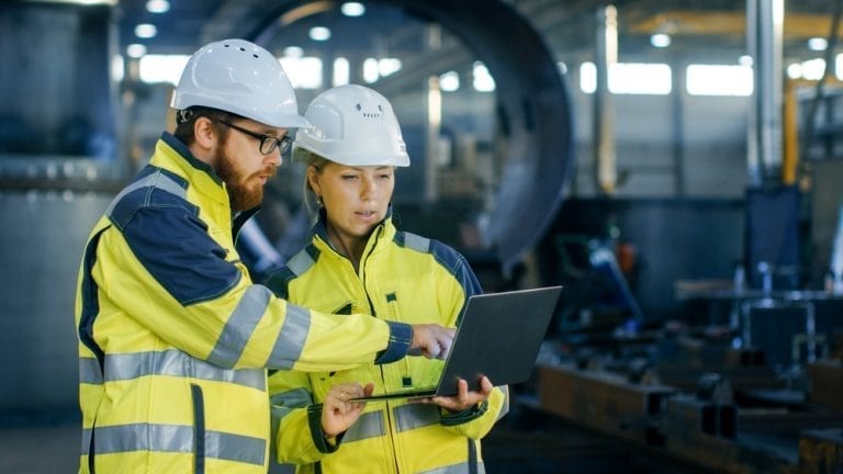 Apa Saja Fungsi HRIS yang Dibutuhkan Industri Manufaktur? - Talenta