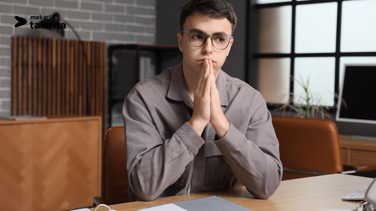 Fresh Graduate: Definisi, Kelebihan, Tips Rekrut Mereka