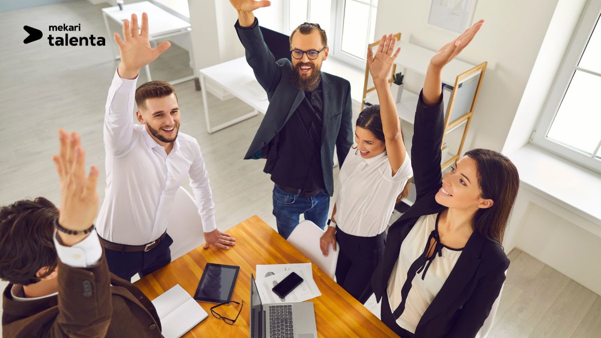 21 Strategi Meningkatkan Motivasi Kerja Beserta Contoh Nyatanya