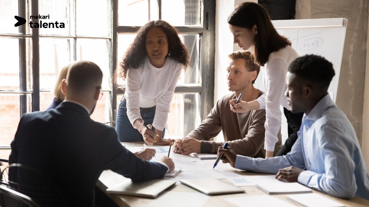 Developing Leadership Competencies: Skills for Managing High-Performing Teams