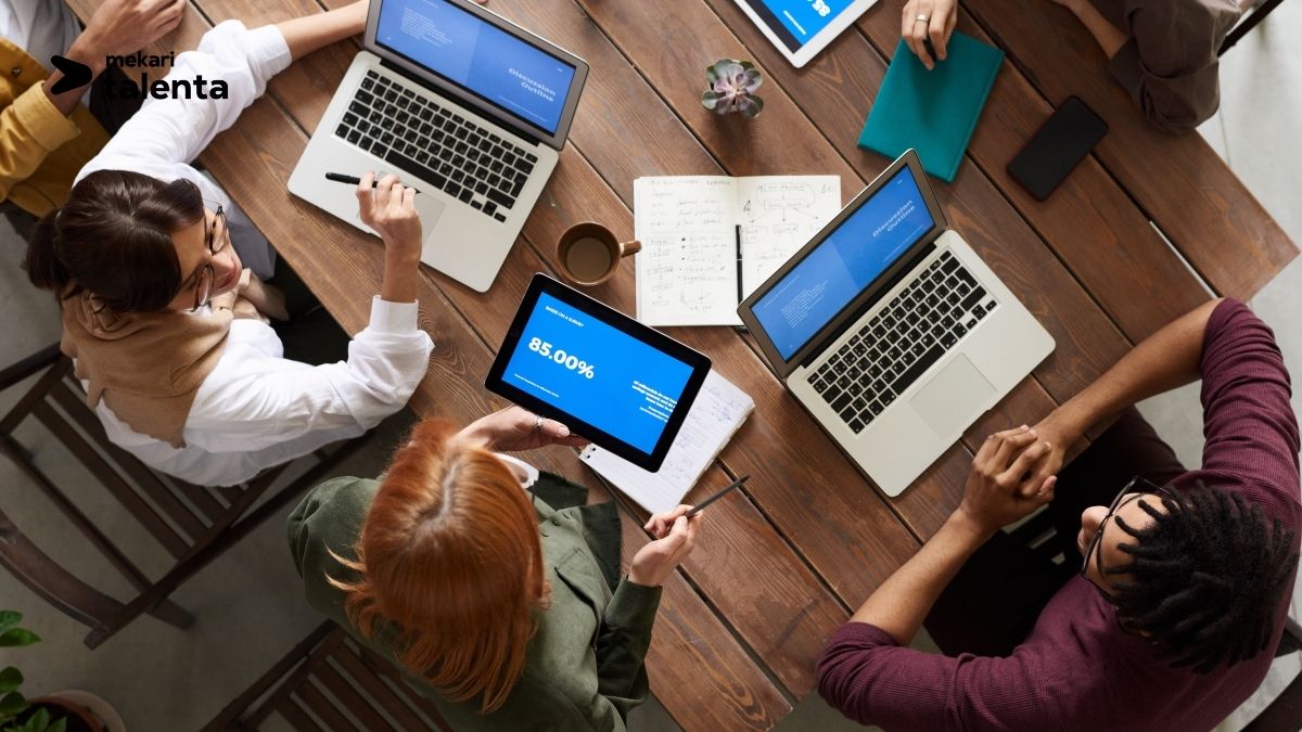 Dari Panitia Kampus Sampai Magang HR, Kenal Lebih Lengkap dengan HRIS