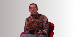 Mekari  reviewer